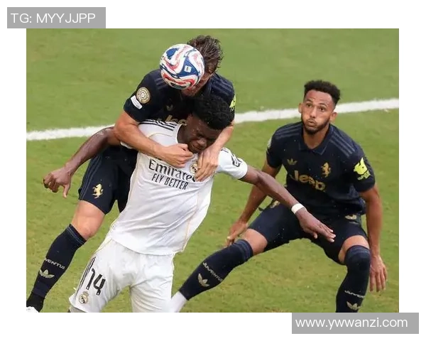 国王杯激战拜仁与皇马握手言和冷门瞬间引发全场热议