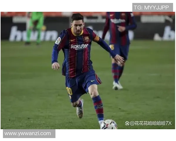 中超精彩对决巴萨与曼联战成平局帽子戏法点燃全场激情