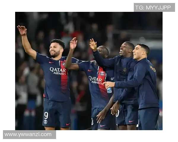 巴黎圣日耳曼逆转热刺的精彩友谊赛战术分析与全场瞬间回顾