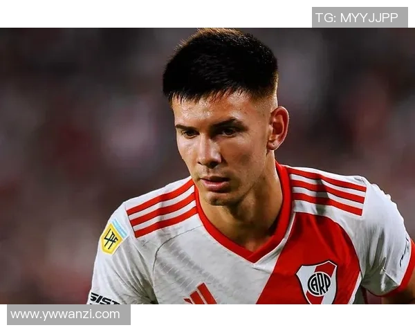 巴黎圣日耳曼强势击败多特蒙德晋级足总杯引发全场热议