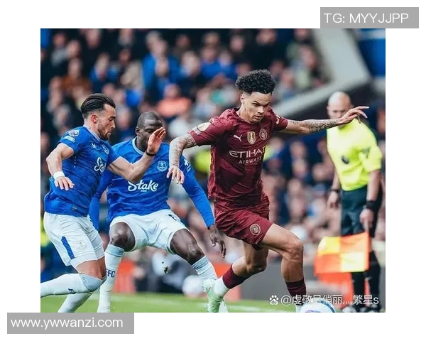 西甲激战：拜仁狂胜莱比锡五球大捷神扑时刻点燃全场激情