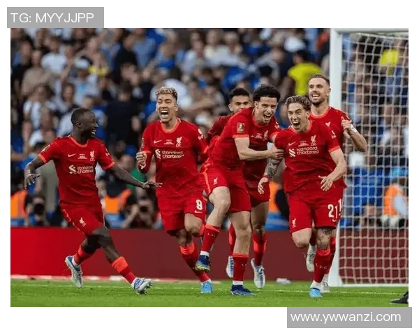 中超精彩对决拜仁与阿森纳战成平局逆转瞬间引发全场热烈反响 中超精彩对决拜仁与阿森纳战成平局逆转瞬间引发全场热烈反响