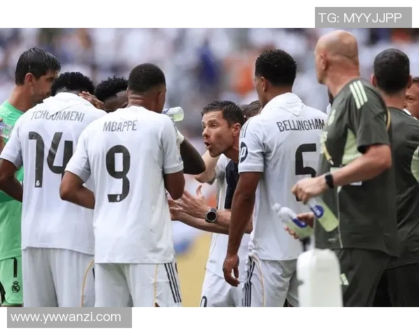 意甲精彩对决皇马大胜本菲卡点球大战瞬间点燃全场激情