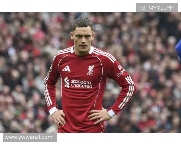 足总杯激战拜仁与利物浦0比0平局战术分析与绝杀瞬间回顾 足总杯激战拜仁与利物浦0比0平局战术分析与绝杀瞬间回顾