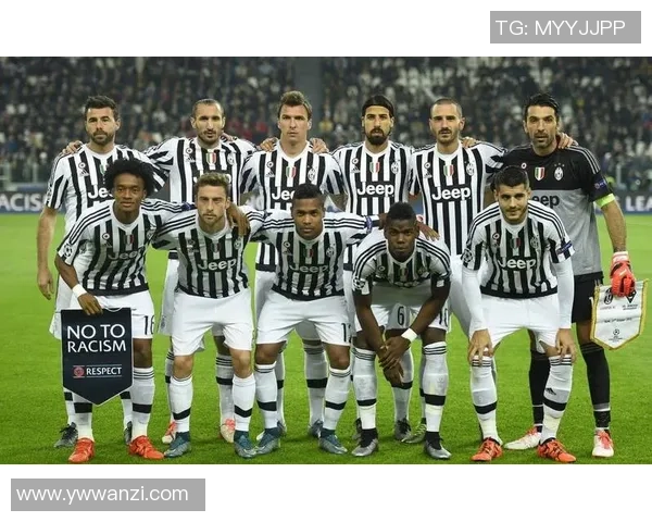 友谊赛精彩瞬间尤文图斯与那不勒斯战成平局乌龙球引发全场热议 友谊赛精彩瞬间尤文图斯与那不勒斯战成平局乌龙球引发全场热议